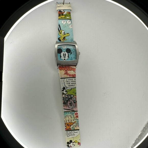 Vtg Disney Parks Mickey Quartz Stainless Watch w Cartoon Comic Pluto, Daffy - Picture 2 of 14
